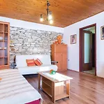 With Parking Space - 20735 Appartement