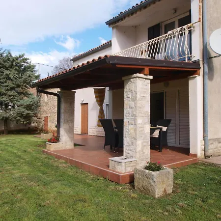 아파트 With Parking Space - 20735 *