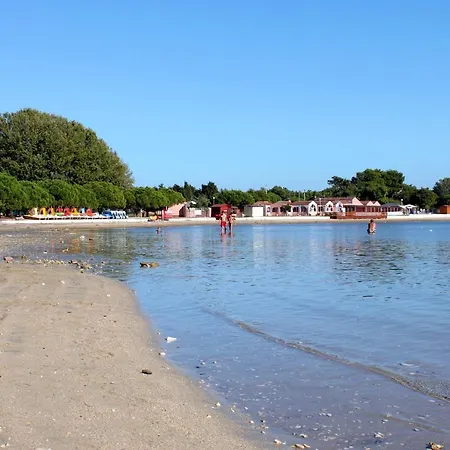 아파트 With Parking Space - 20735 메덜린