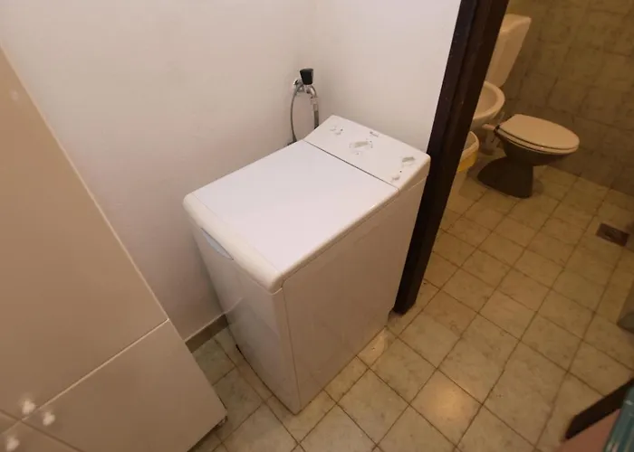 With Parking Space - 20735 아파트