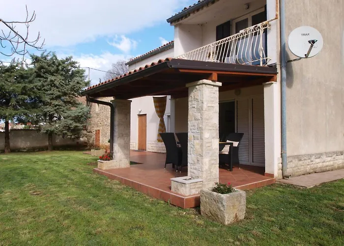 아파트 With Parking Space - 20735 *